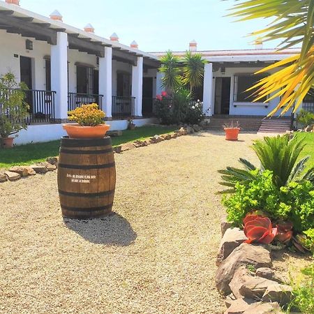 Hacienda Puerto Conil Apartment โกนิล เด ลาฟรอนเตรา ภายนอก รูปภาพ