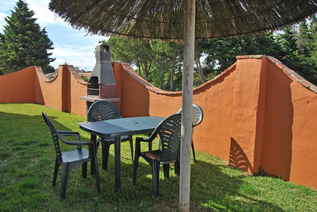 Hacienda Puerto Conil Apartment โกนิล เด ลาฟรอนเตรา ภายนอก รูปภาพ