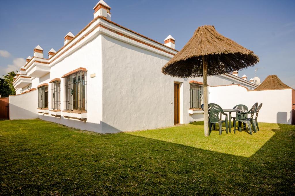 Hacienda Puerto Conil Apartment โกนิล เด ลาฟรอนเตรา ห้อง รูปภาพ
